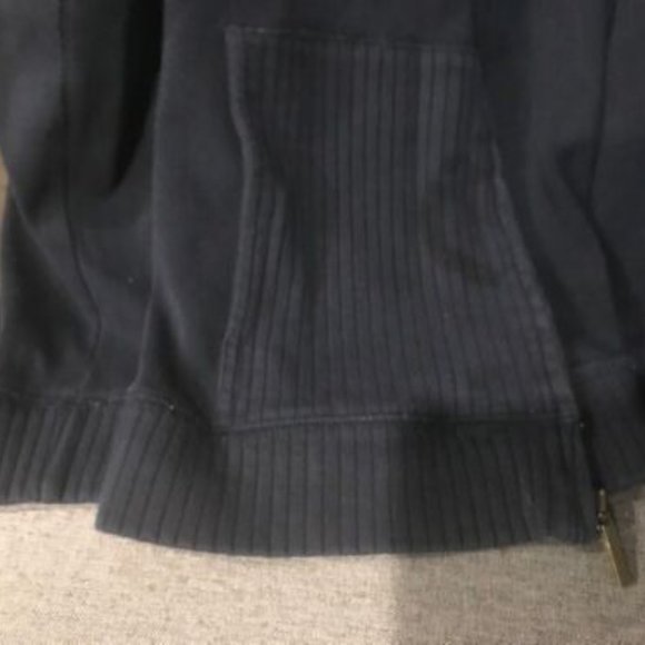 Liz Clairborne Sweatshirt, SMALL PETITE, ZIPPER FRONT - Picture 3 of 5